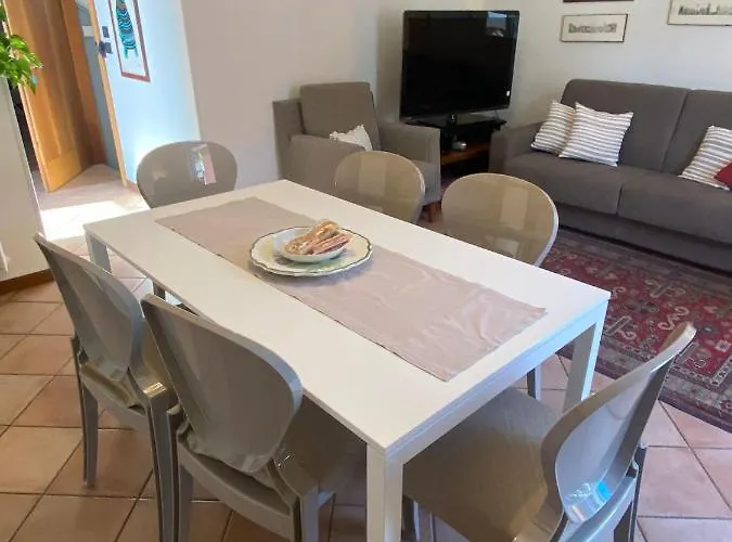 Il Balcone Di Aurora Apartman