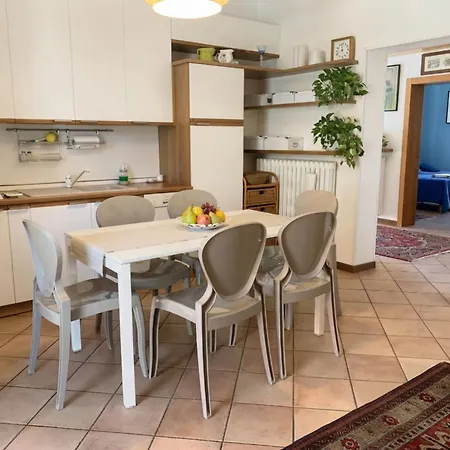 Il Balcone Di Aurora דירה